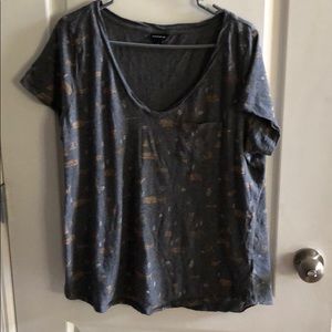 Torrid camper print tee size 1